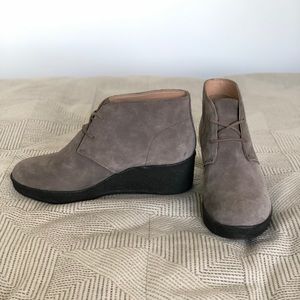 Clarks Originals Desert Bootie Wedge - as new